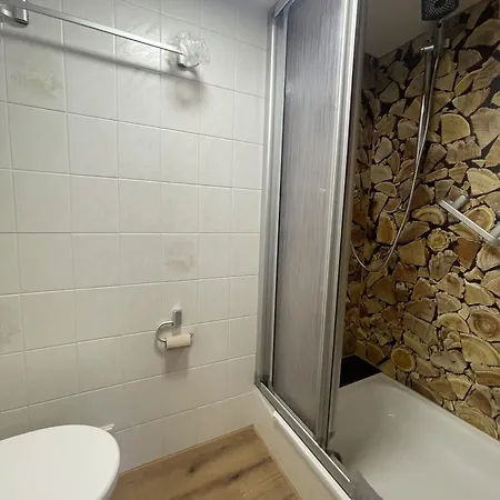 Gæstehus Nagelfluhhaus Hirsch 3*