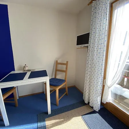Nagelfluhhaus Hirsch 3*