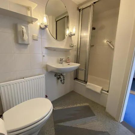 Nagelfluhhaus Hirsch Hotel 3*