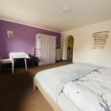 Nagelfluhhaus Hirsch 3*