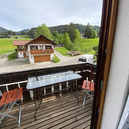 Nagelfluhhaus Hirsch 3* Gunzesried